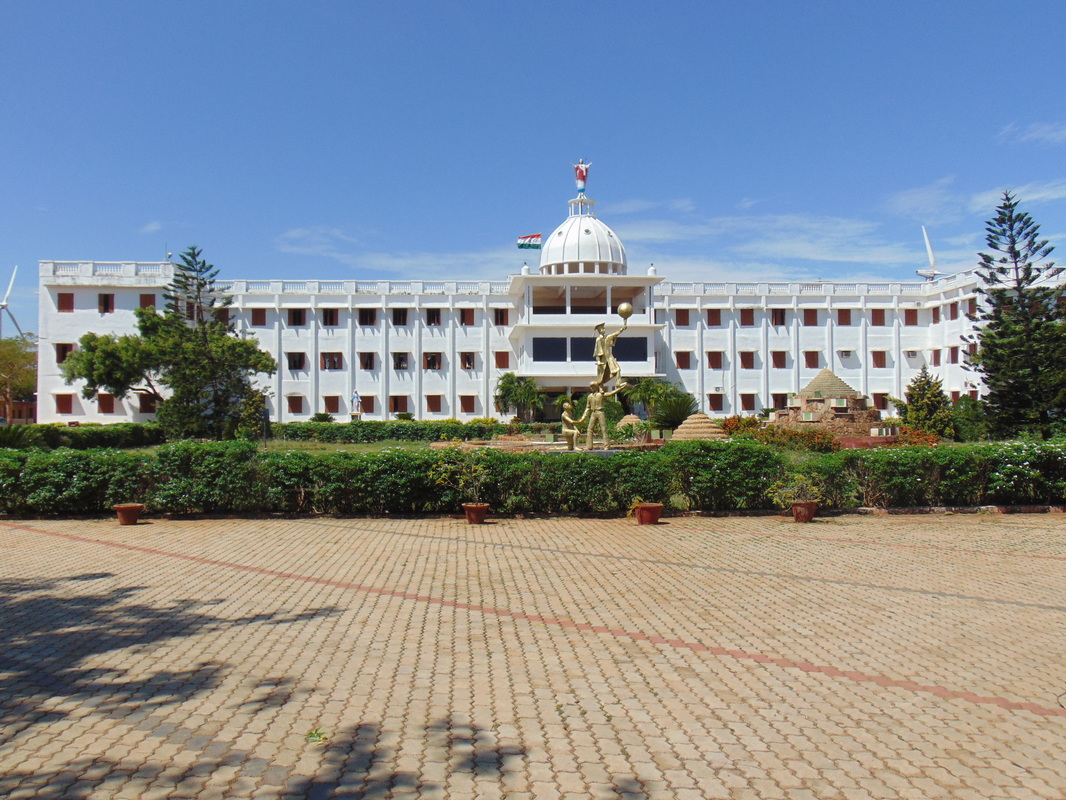 Sardar Raja College of Engineering-0